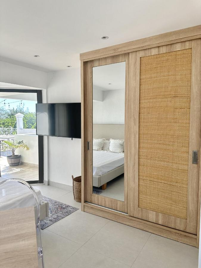 Studio H Grandbay Sea-View Exterior foto
