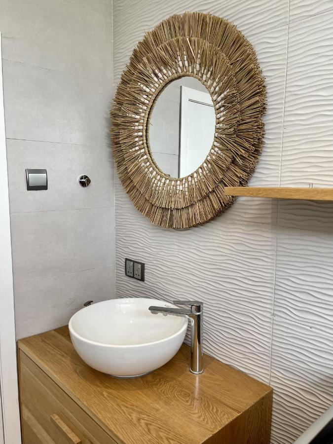 Studio H Grandbay Sea-View Exterior foto